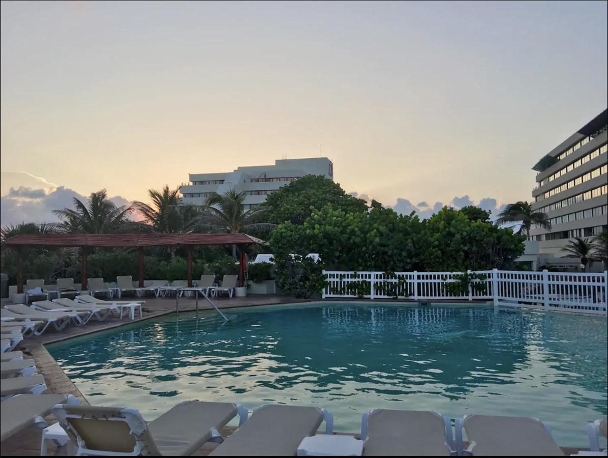 Mar Azul Cancún Exteriör bild
